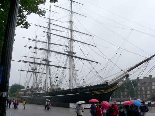 0724044015T